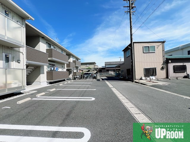 ステラコートKの駐車場