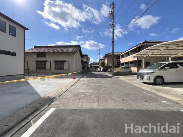 碧南市宮町6丁目第1期　新築一戸建　＜1号棟＞の前面道路含む現地写真