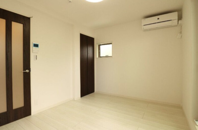 【寝室】 | La Luce明大前