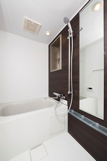 新品家具付きマンション西中洲12B(KaGood福岡)の浴室