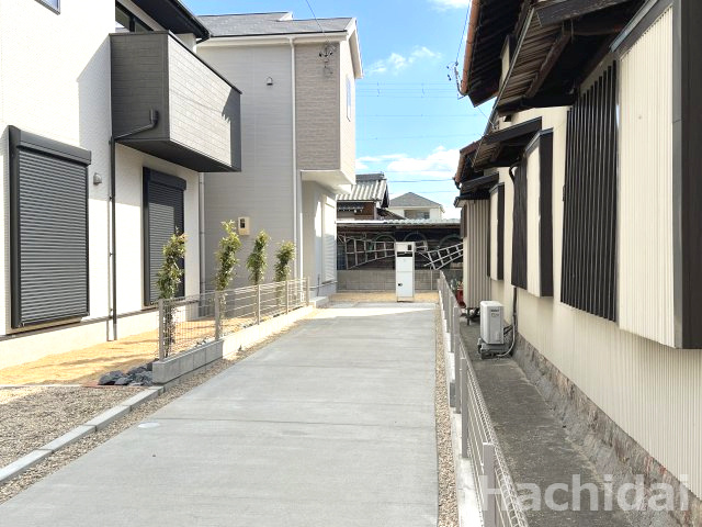 碧南市宮町6丁目第1期　新築一戸建　＜2号棟＞の駐車場