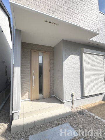 碧南市宮町6丁目第1期　新築一戸建　＜2号棟＞のエントランス