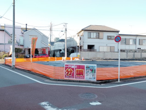 【前面道路含む現地写真】