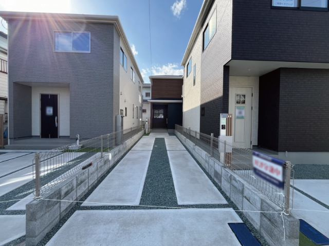 高知市竹島町　中古一戸建ての駐車場|駐車場があるので、車を買う予定の方も安心です