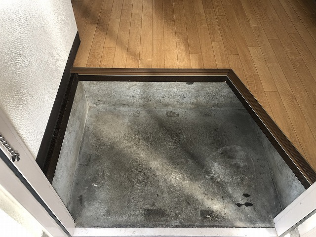 荻野ハイツの玄関|参考写真