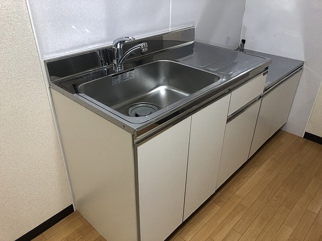 荻野ハイツのキッチン|参考写真