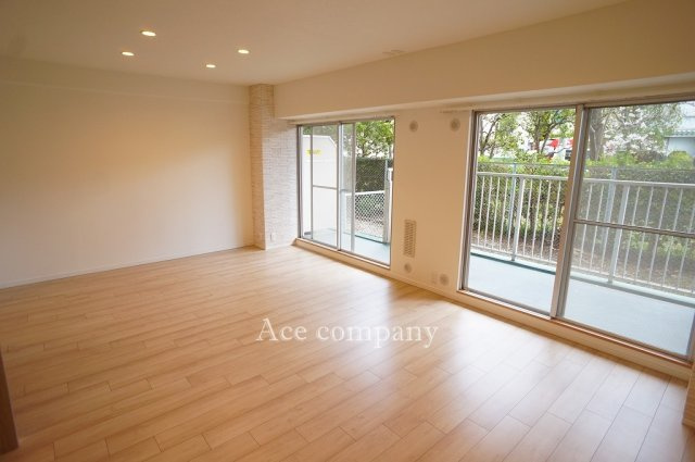 【居間・リビング】 | エクセラート平野A棟 | 【LDK：約14.5帖】