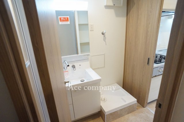 【ランドリースペース】 | エクセラート平野A棟 | キッチンから直接ランドリーへ♪