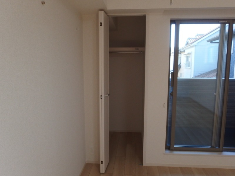 フェリシティ中園の収納