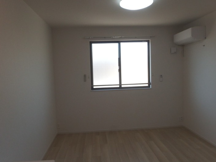 フェリシティ中園の洋室