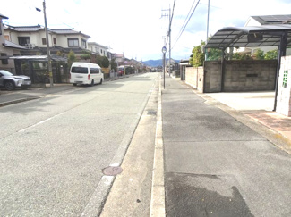 【前面道路含む現地写真】 | 川西市大和東５丁目2の13　中古一戸建て