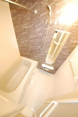 【浴室】 | シャングリラＡ | 【シャングリラＡ】きれいなお風呂です