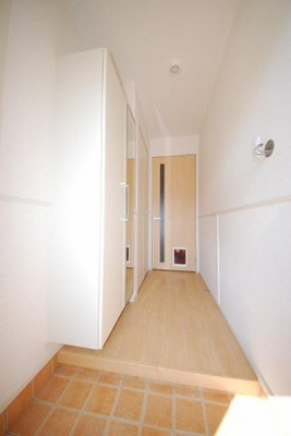 【玄関】 | シャングリラＡ | 【シャングリラＡ】落ち着いた玄関です