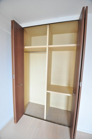大阪市都島区毛馬町２丁目の賃貸マンションの収納