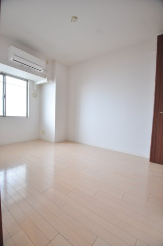 大阪市都島区毛馬町２丁目の賃貸マンションの寝室