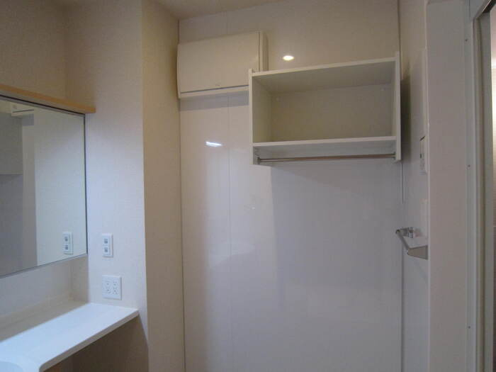 ウエスト　フィールド　B棟の洗面所