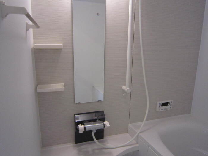 ウエスト　フィールド　B棟の浴室