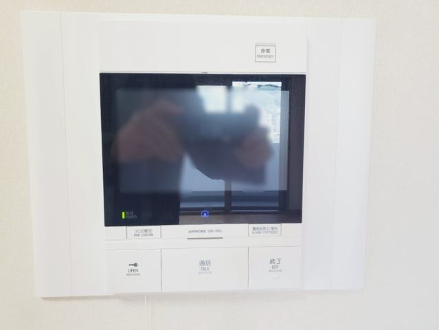 桟橋通　中古マンション(アプリア桟橋４階）の防犯設備|来客時も画面でしっかりチェック。防犯対策としても安心の設備です。