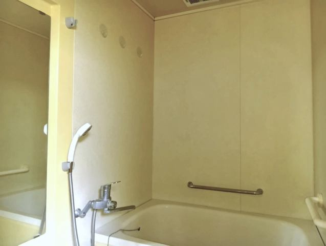 高知市堺町　中古一戸建ての浴室|お風呂で日々の疲れを落としましょう