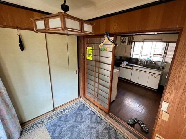 高知市玉水町　中古一戸建ての和室|フローリングだけでなく、和室もあります