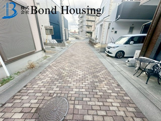家計にやさしいオール電化住宅　大津和2丁目　築17年の前面道路含む現地写真