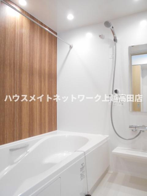 プランドール　Ｂの浴室|追焚機能付・浴室１坪
