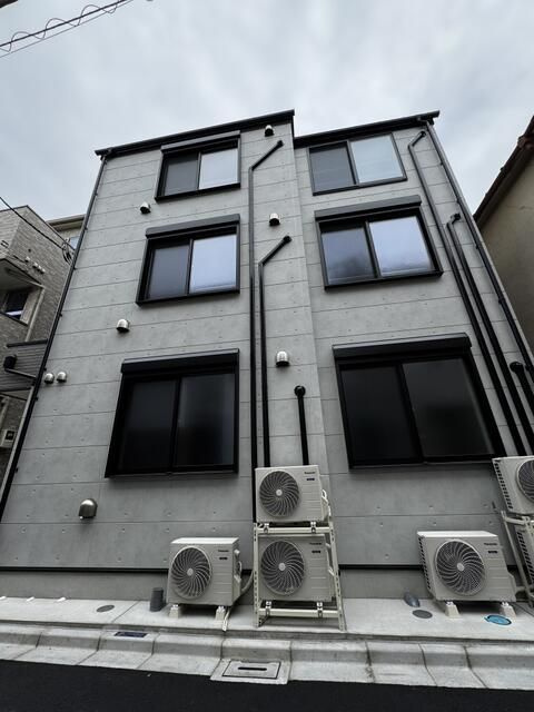 ＢＡＲＮＥＹＳ　　ＴＡＢＡＴＡ（バーニーズ田端）の外観