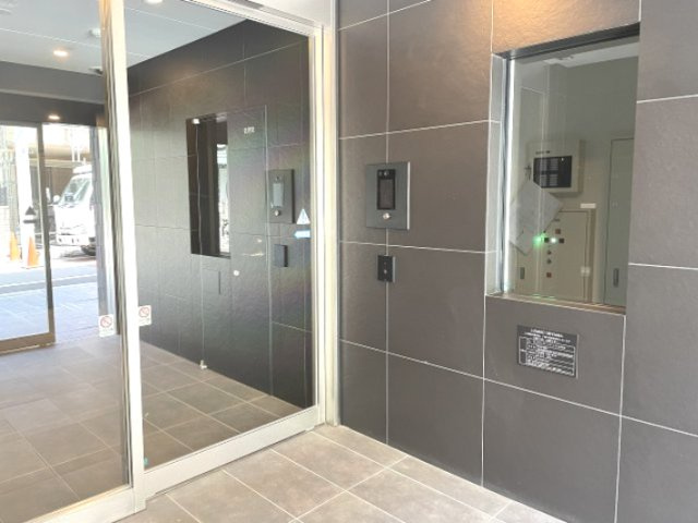 LUMIEC OHYAMAのエントランス