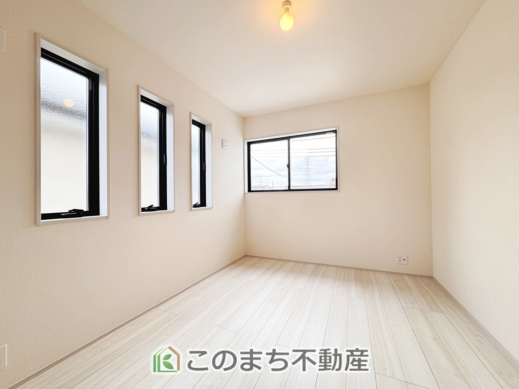 LiveleGarden.S宇都宮市鶴田町第23の洋室