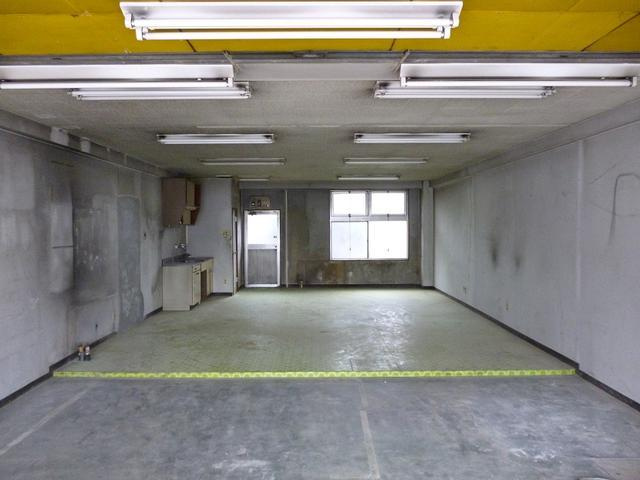 松戸市南花島２丁目の店舗事務所の駐車場| 
