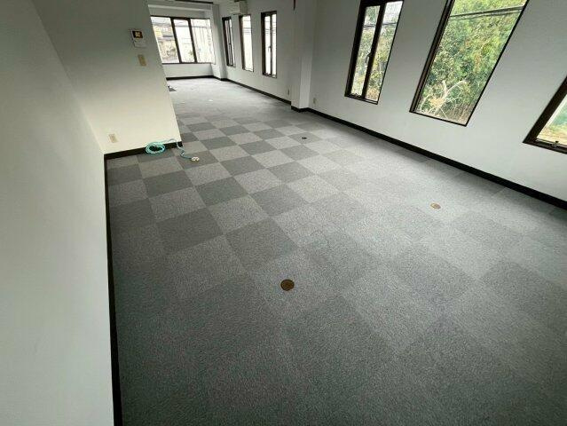 ＮＫビルのロビー| 