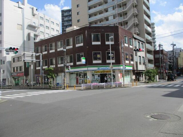 軍次屋ビルの駐車場|ファミリーマート松戸…まで106m 