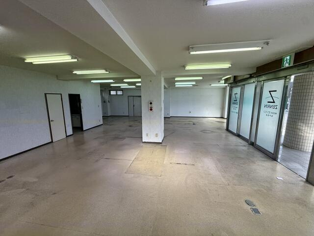 フォーレスト山喜のロビー| 