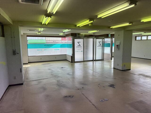 フォーレスト山喜のロビー| 