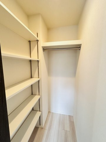 【収納】レジディア高田馬場