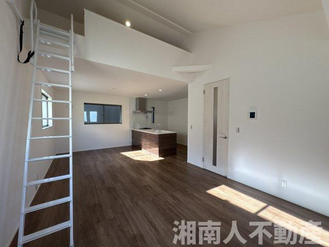 茅ヶ崎市浜之郷1期　新築一戸建て　全2棟の居間・リビング|居間です