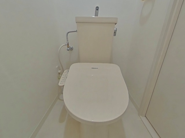 コムディッソオリオのトイレ|落ち着いたトイレです