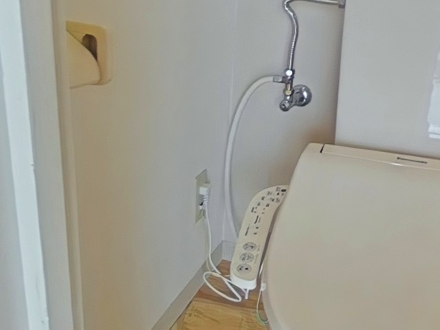 コムディッソオリオのトイレ|温水洗浄便座