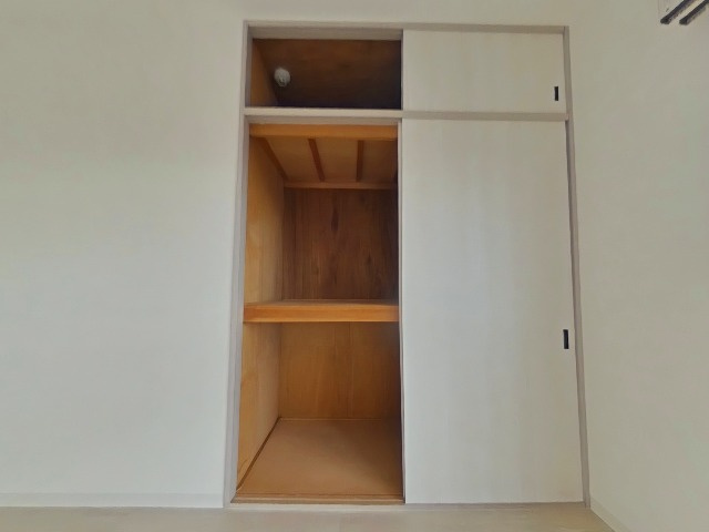 コムディッソオリオの収納|リビング横の洋室