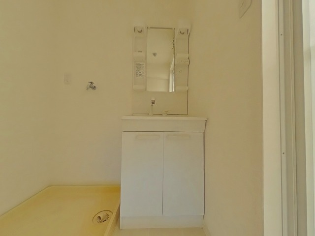 コムディッソオリオの独立洗面台|独立洗面化粧台付き