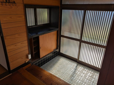 【玄関】 | 成田市大袋中古戸建 | シンプルで使いやすい玄関です