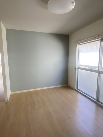 プチメゾンキャトルの洋室