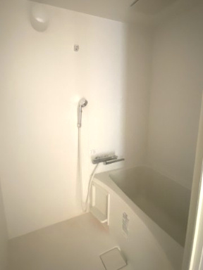 プチメゾンキャトルの浴室