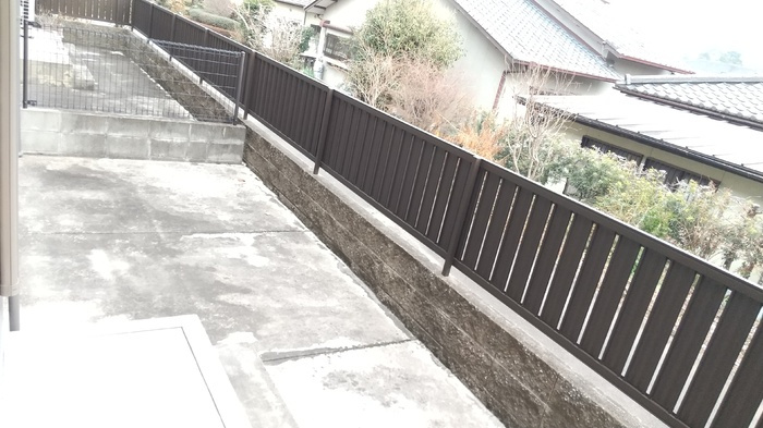 キャッスル コンフォート B棟のバルコニー