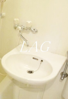 【洗面所】 | 池袋ハイツ | 洗面台です。