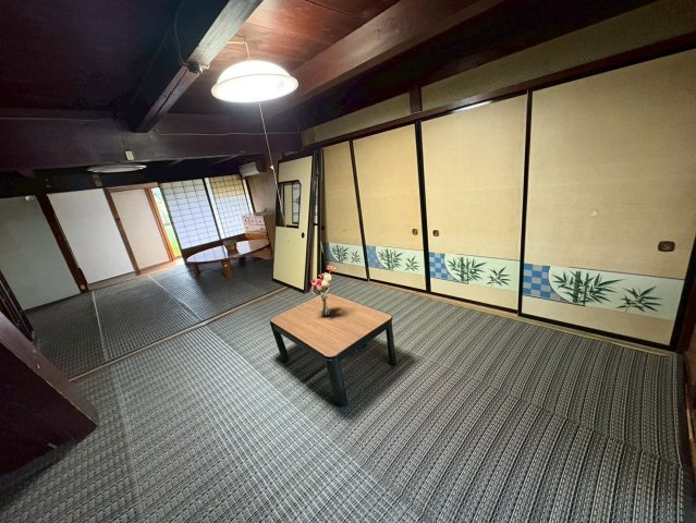 伏木本町戸建ての和室|和室があれば、来客や子供用のスペースとして活躍します