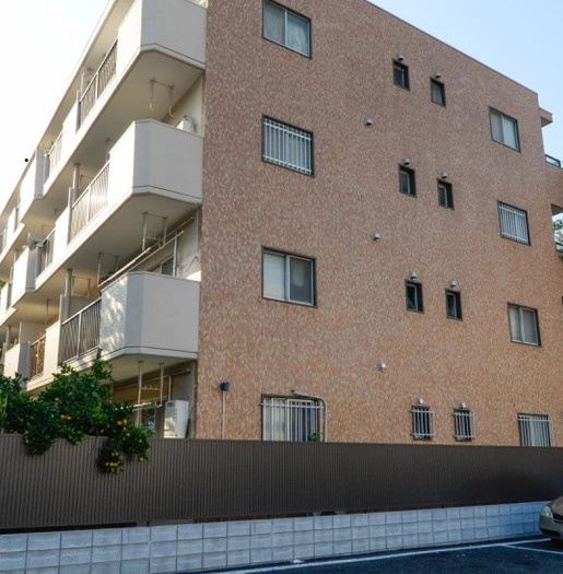 市ヶ谷第３ローヤルコーポの外観