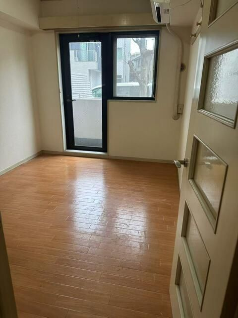 コンチネンタルハイツ医学部前の寝室