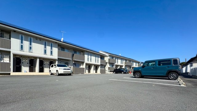 レガーロの駐車場
