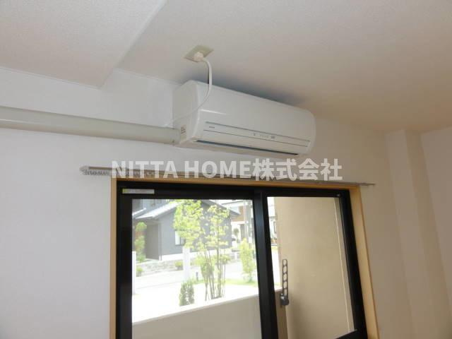 豊岡市高屋の賃貸マンションの設備|エアコン付き○
